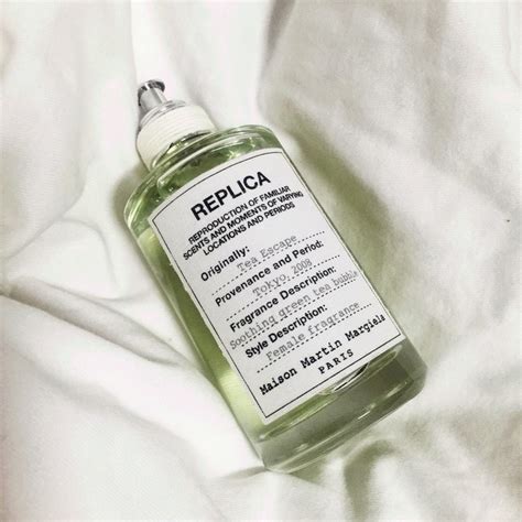 replica tea escape perfume